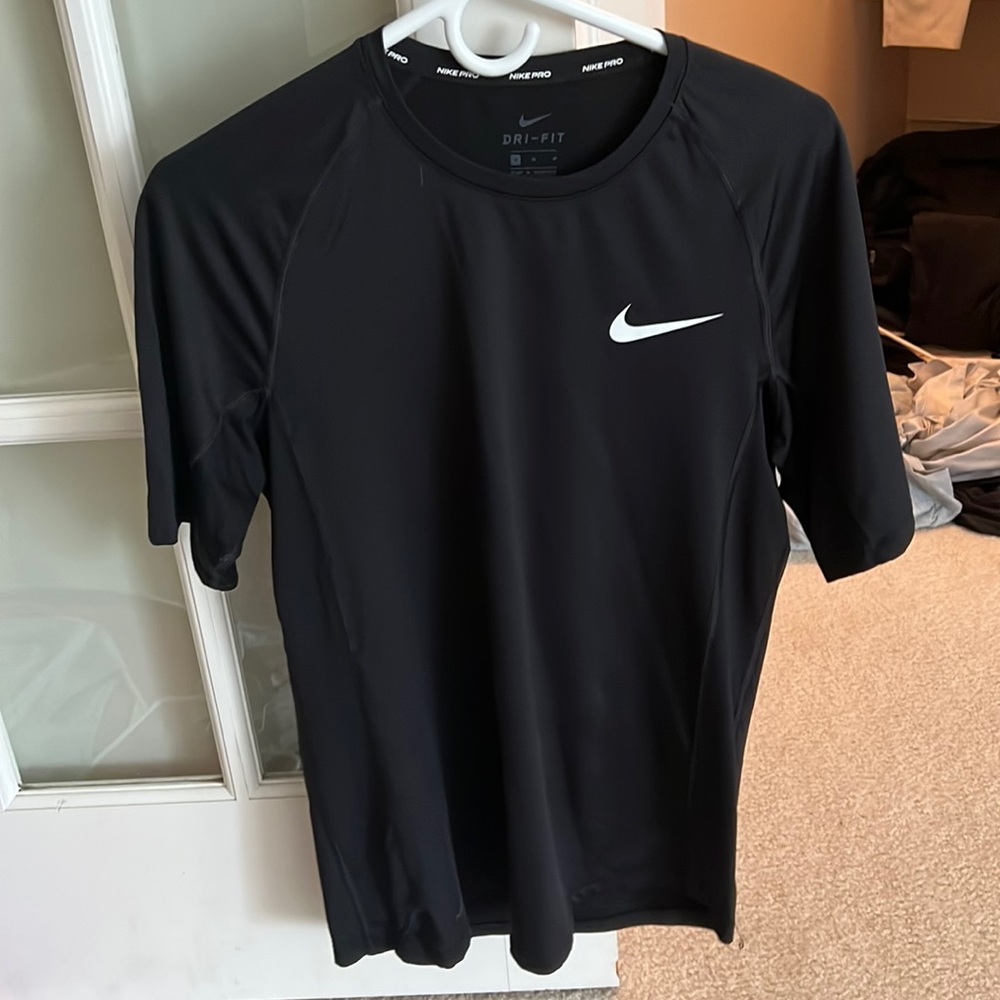 Nike dri-fit short sleeve